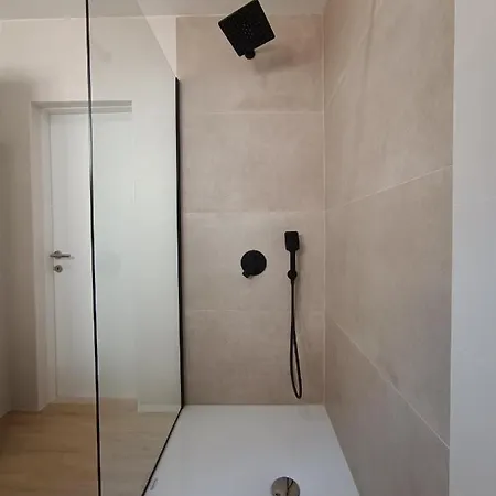 Appartement La La Lalic House Podgora