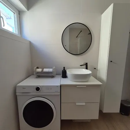 La La Lalic House 아파트 포드고라